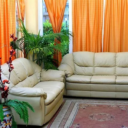 Отель Valleverde 3*