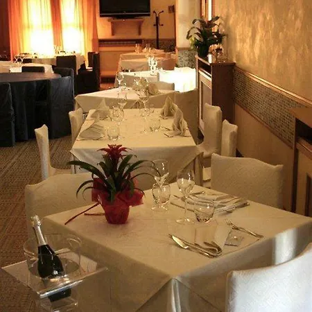 Отель Valleverde 3*